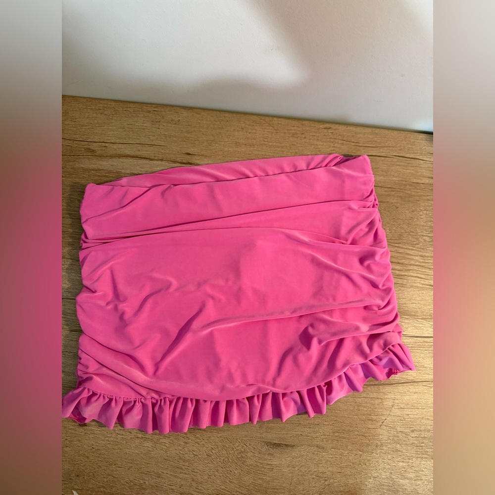 WINDSOR “Bubblegum Pink” Ruffled Women's Halter, NWT